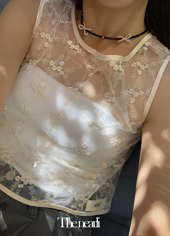 [MADE] Fia embroidery top (1color)